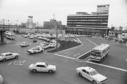 （昭和５１年）千葉駅東口ロータリー